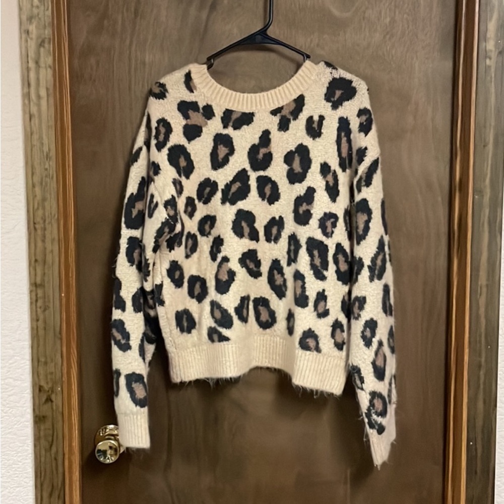 Victorias Secret Pink Crewneck Sweatshirt Leopard Large